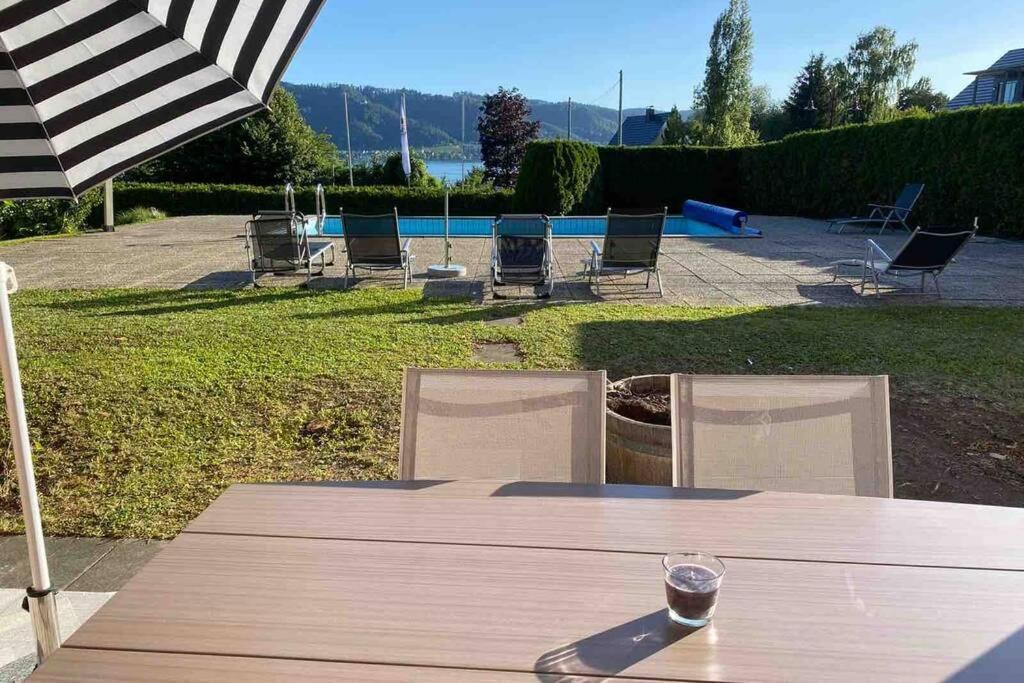 Die Seeblume - Ferienwohnung Mit Pool Und Seeblick Bodman-Ludwigshafen Dış mekan fotoğraf