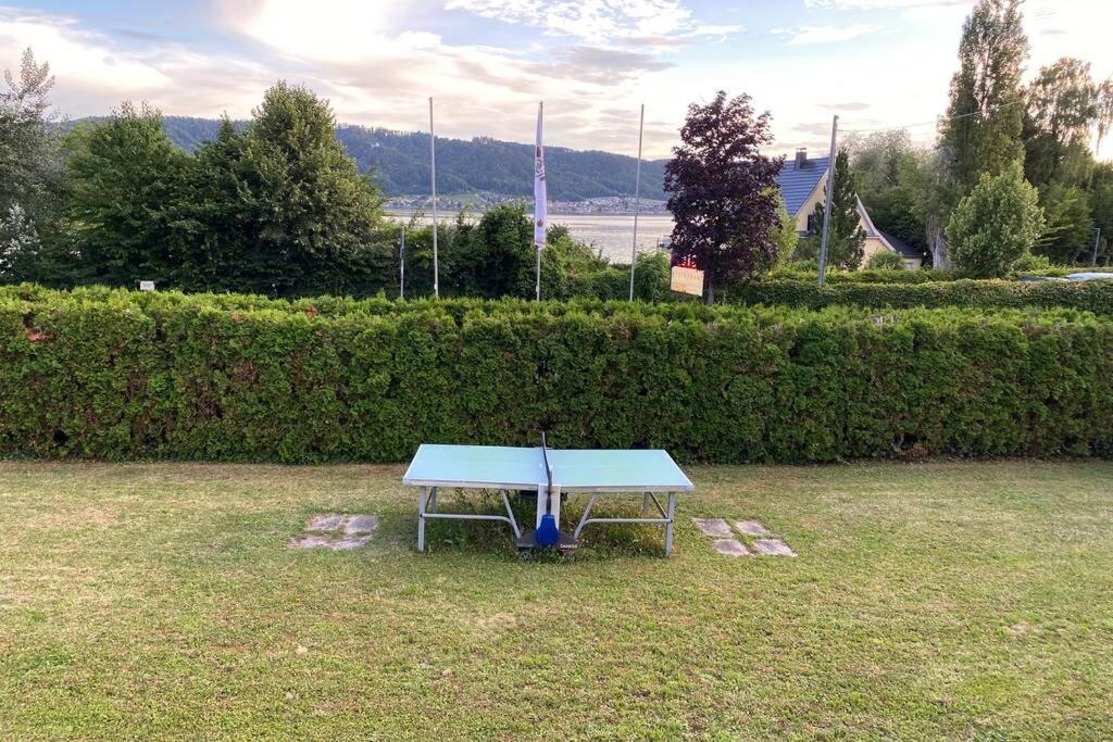 Die Seeblume - Ferienwohnung Mit Pool Und Seeblick Bodman-Ludwigshafen Dış mekan fotoğraf